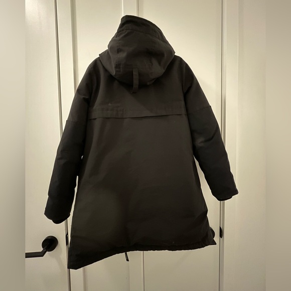 Canada Goose Black Winter Jacket - Picture 3 of 8
